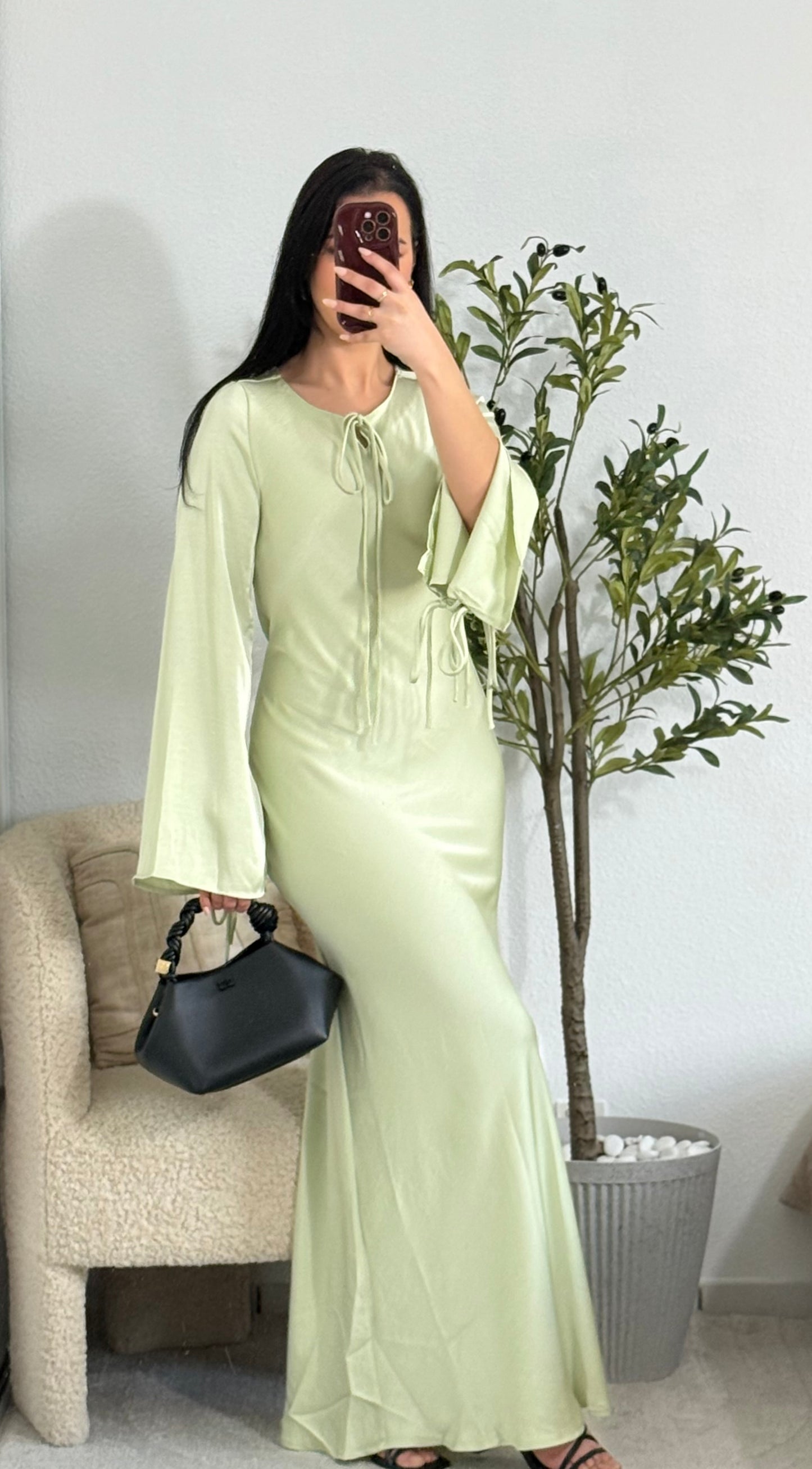 Robe Mira