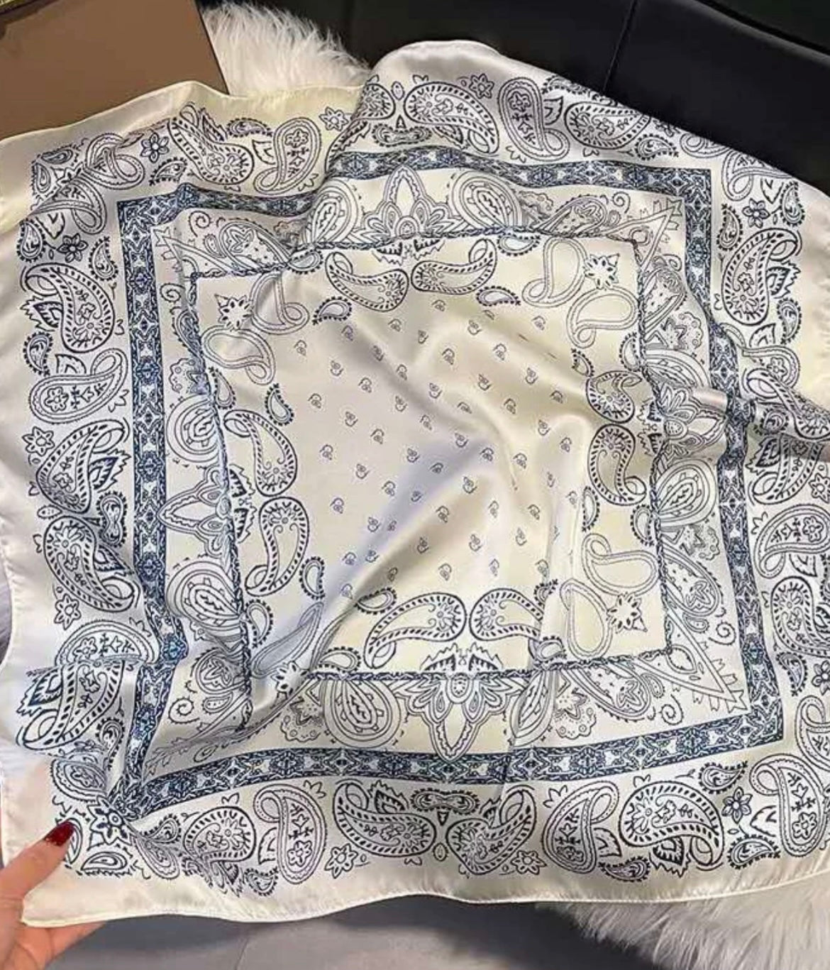 Foulard Betty 70*70 cm