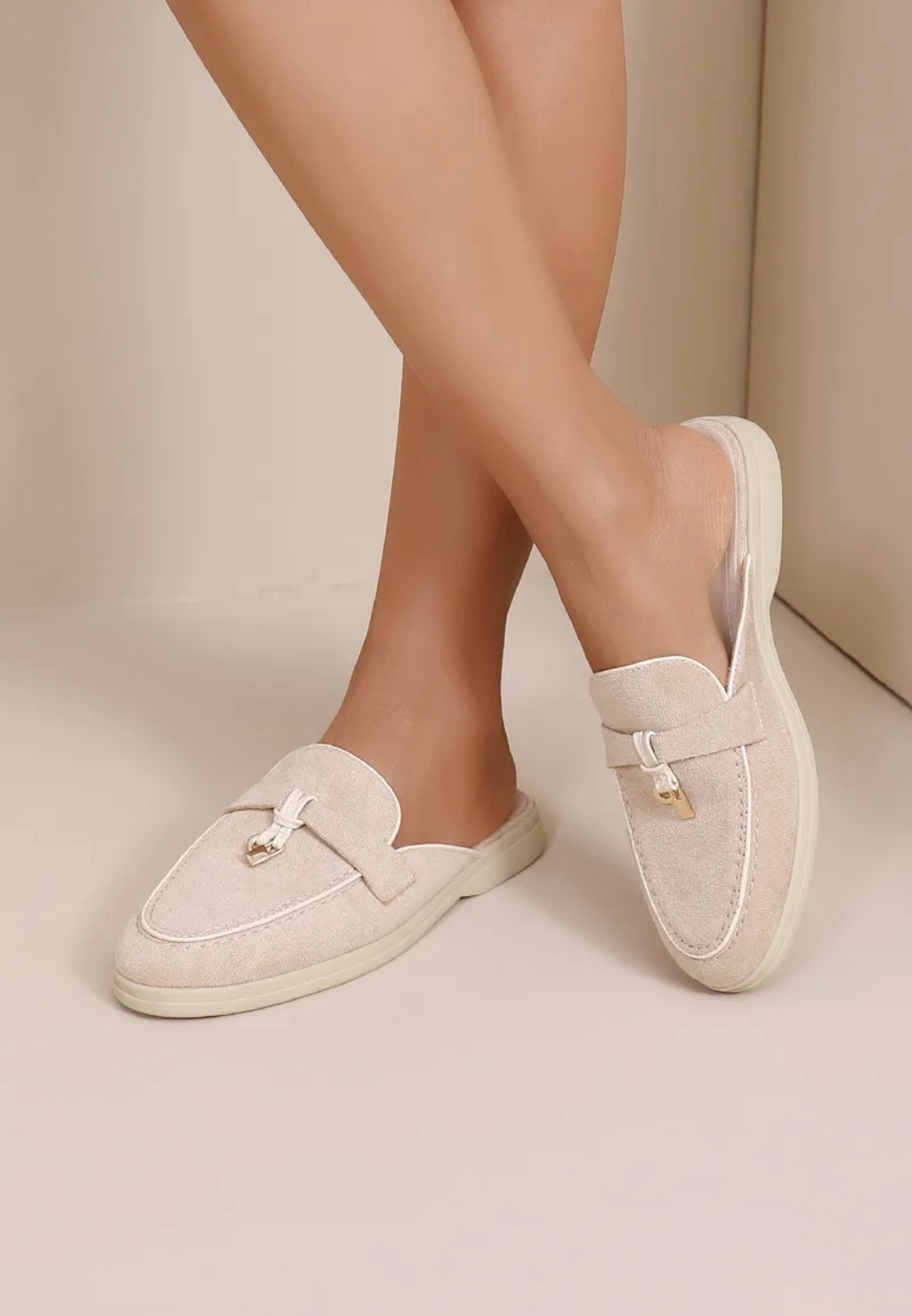 Mules Laura