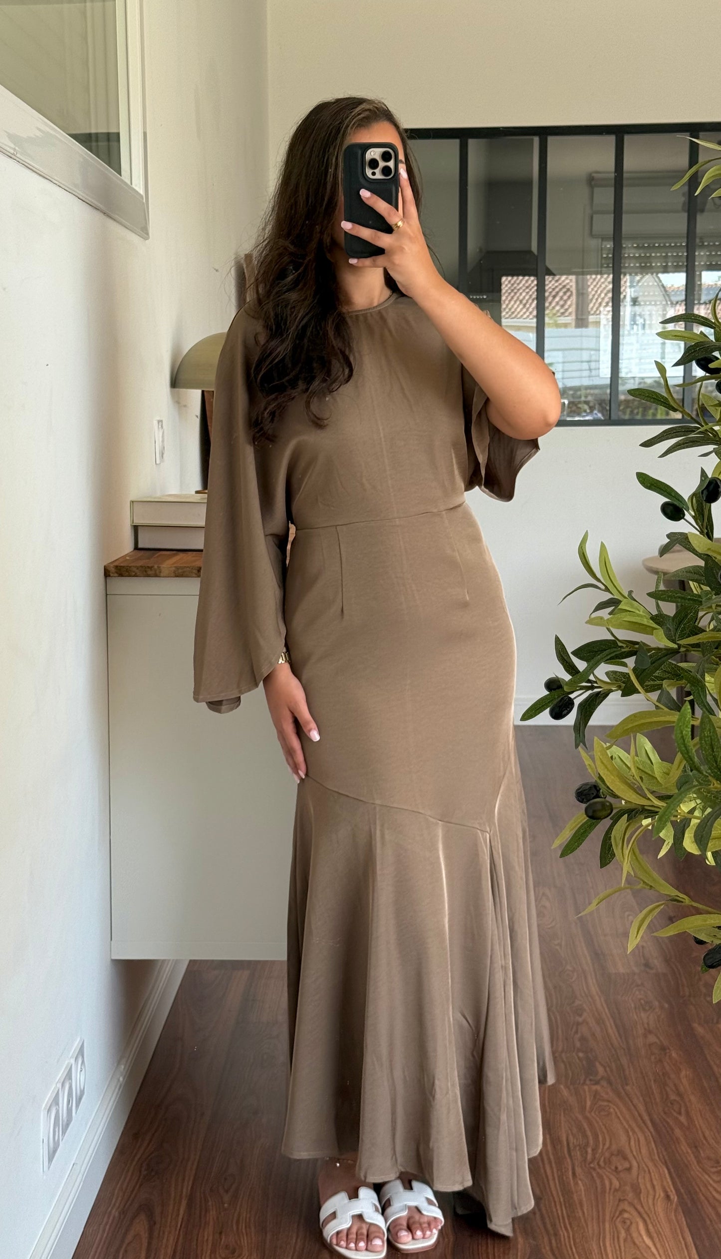 Robe Cassie
