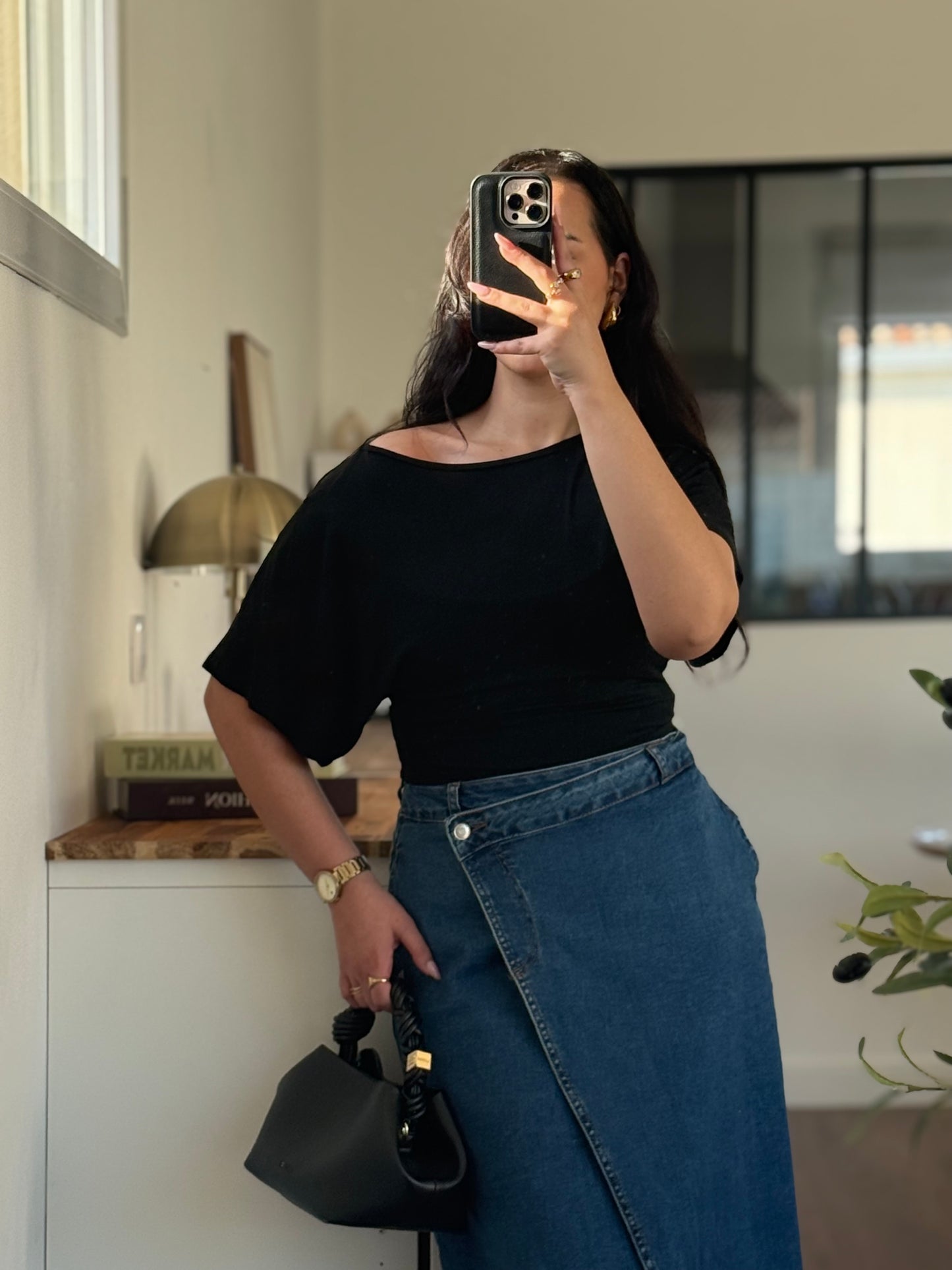 Top Larah noir