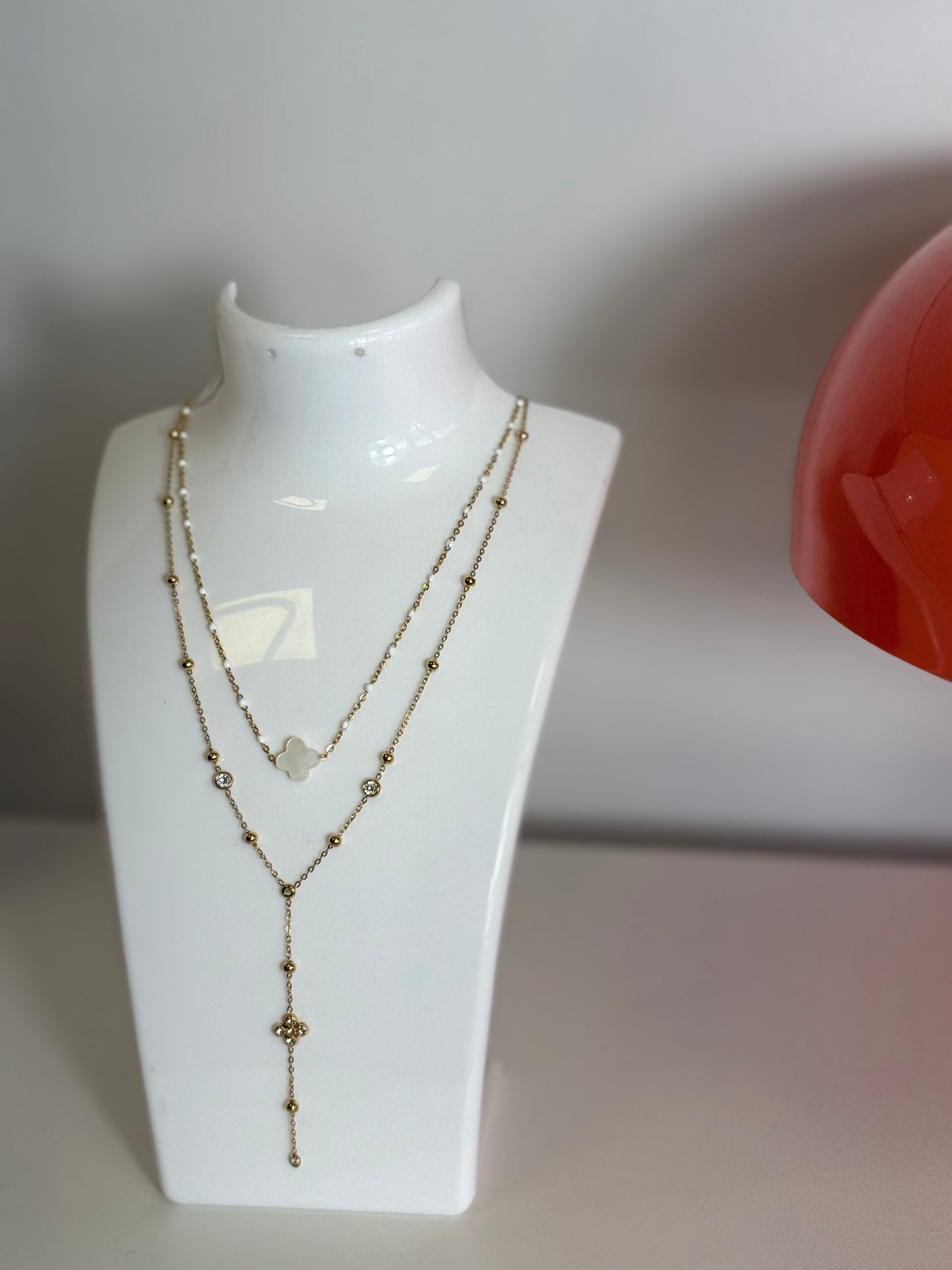 Collier Y