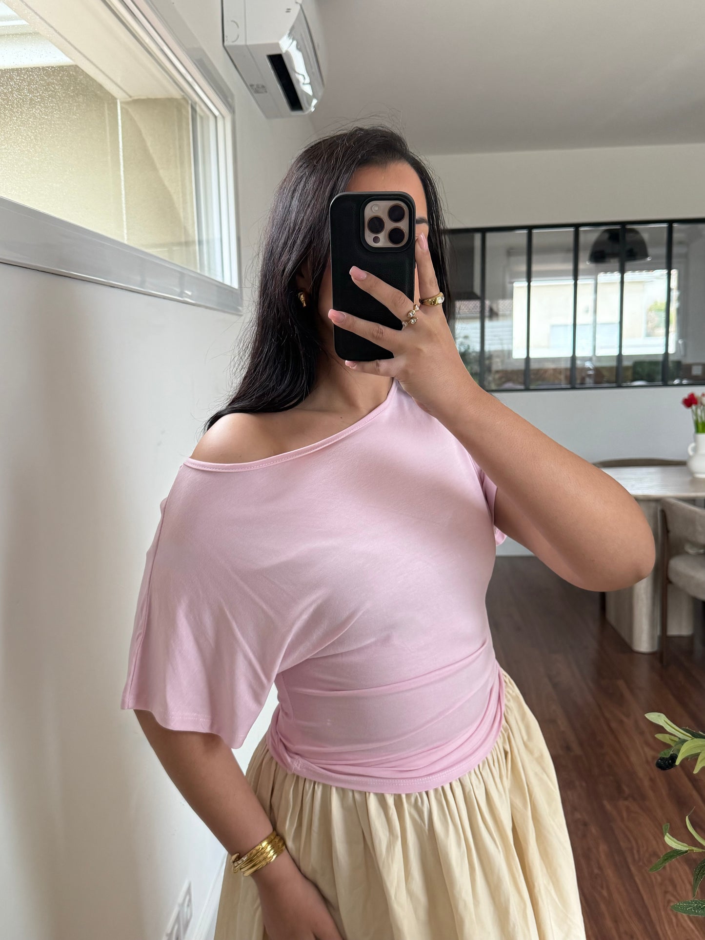 Top Larah rose