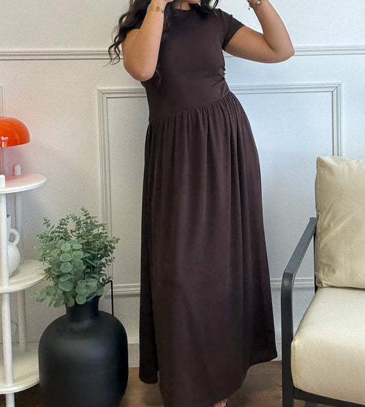 Robe Nelia