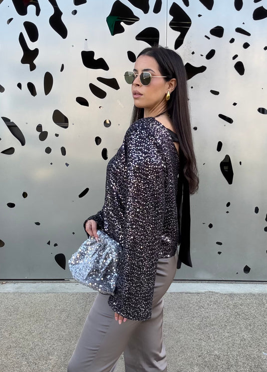 Top sequin noeud